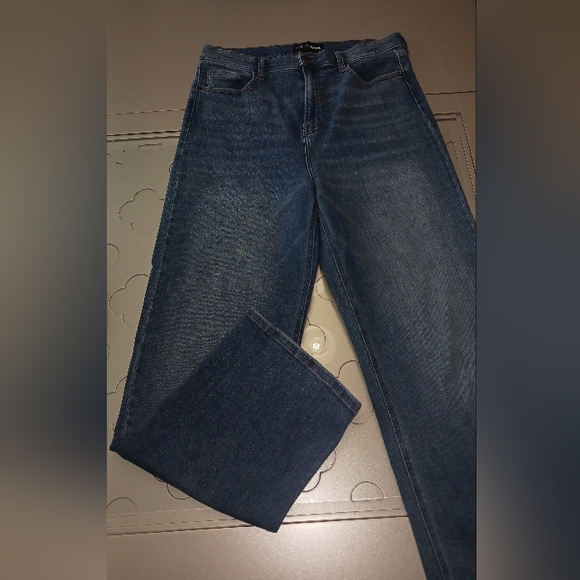 Fashion Nova Denim - Wide leg high rise Jeans